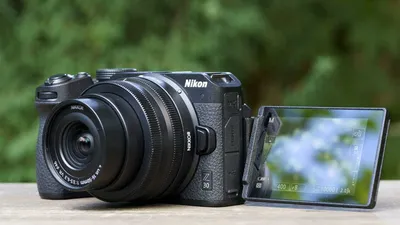 Фотоаппарат Nikon EM - Maxilab