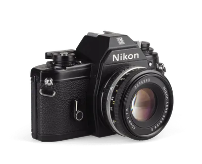 Фотоаппарат пленочный зеркальный \"Nikon EM\" с объективом \"Nikon E series 50  mm f/1.8\"