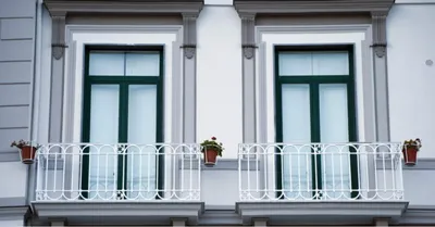 Установка французского балкона в Москве и МО: стильный мини балкон