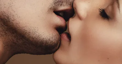 Откуда появился «французский поцелуй»? | SLON