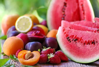 Топ 10 фруктов и ягод с низким содержанием сахара | Hudey.net | Дзен