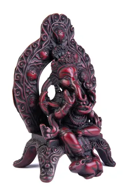 Сувенир из керамики Ганеша на троне с ореолом, высота 16см - купить, цена и  фото в интернет-магазине Маратика