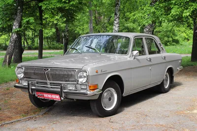 Soviet Cars Were Weird: Volga GAZ-24