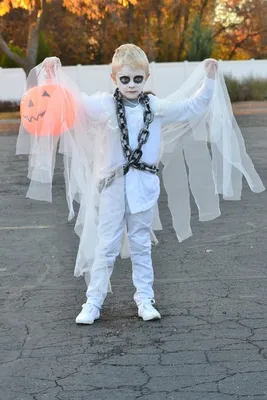 Halloween Ghost Decorations | How to Make a Cheesecloth Ghost | HGTV