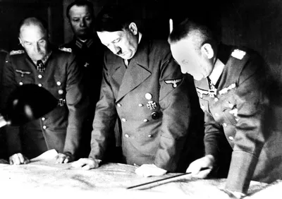 Секретные материалы: Гитлер мог находиться в Колумбии в 1954 году