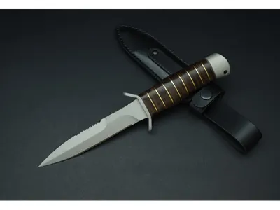 Нож Гюрза Мелита-К, рукоять кожа/латунь, покрытие антиблик, с уп