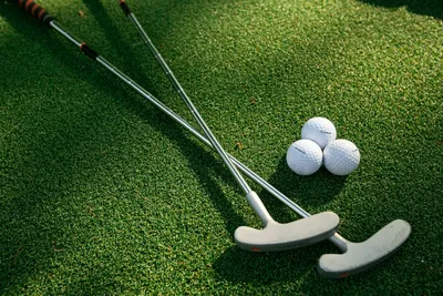 Пять лучших полей для гольфа: рейтинг гольф-клубов от Surprizeshop