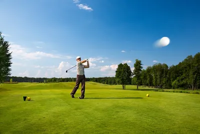 Окупить гольф-клуб можно продавая недвижимость возле поля - Ведомости