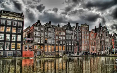 Особенности пребывания в Нидерландах: музеи, замки, парк тюльпанов