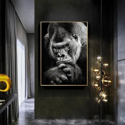 Кислотная горилла на фоне ночного …» — создано в Шедевруме