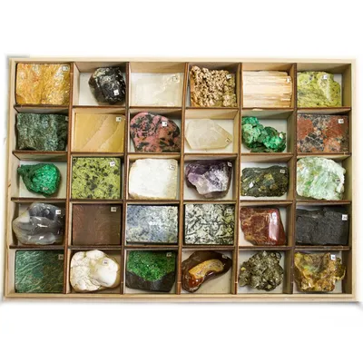 Набор камней (18 шт) Минералы и горные породы Крыма - купить Сувенир по  выгодной цене в интернет-магазине OZON (1067199005)