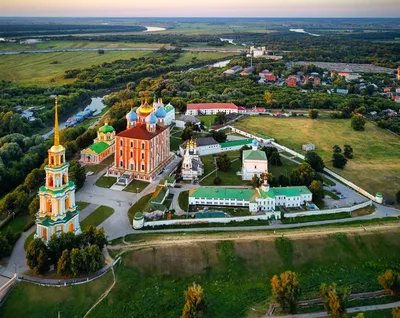 Объявление о поездке в Рязань на экскурсию.