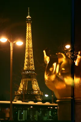 Европейская жизнь городов. Небоскребы города Париж Стоковое Фото -  изображение насчитывающей плотно, дело: 26917314