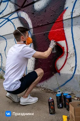 ВКонтакте вернули стену! Известные артисты, популярные художники, бренды и  тысячи пользователей уже оставили граффити.. | ВКонтакте