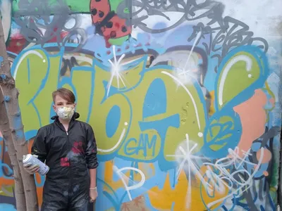 В Коломне ликидировали незаконно нанесенные на стены зданий граффити