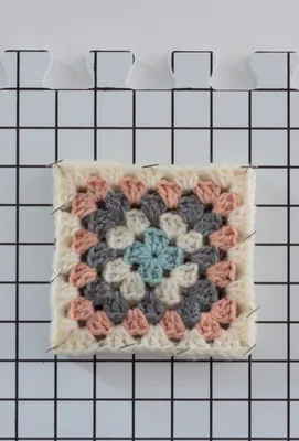 How to Crochet a Classic Granny Square - Amelia Makes