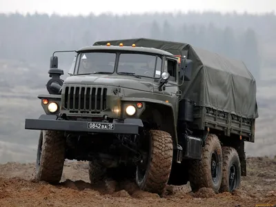 Китайские грузовики заняли четыре места в российском топ-5. Продажи грузовых  машин взлетели