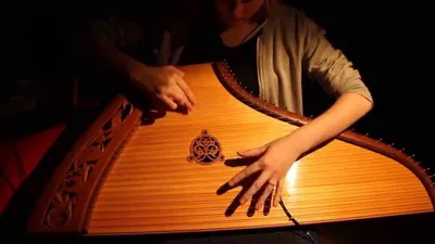 12-string Gusli Zvonchatye Prima ⋆ Baltic Psalteries
