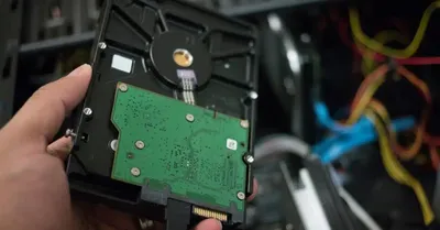 Interior of a typical HDD. | Download Scientific Diagram