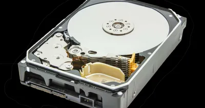 What Are the Differences Between SSD and Traditional Hard Disk Drives (HDD)?  - Discount Computer