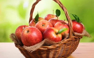 Яблоки в корзинке, осень, сад, …» — создано в Шедевруме