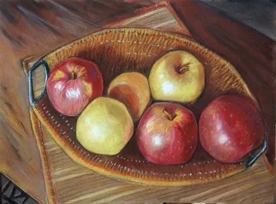 Яблоки в корзине стоковое фото. изображение насчитывающей плодоовощи -  26242784