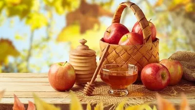 Яблочный Спас 2021 - поздравления с праздником - открытки - ZN.ua