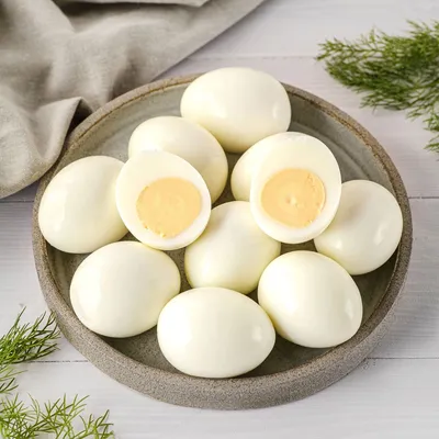 Яйца куриные вареные в маринаде Молодецкие, очищенные, 500 г - купить с  доставкой по выгодным ценам в интернет-магазине OZON (1058350801)