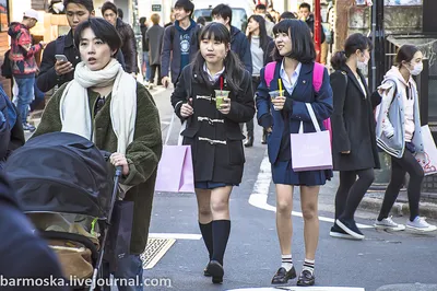 6 современных запретов для японских школьниц, которые были актуальны в СССР