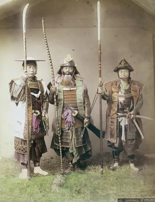 Страница колорита иллюстрации воина японских самураев Иллюстрация штока -  иллюстрации насчитывающей конструкция, армии: 202470759