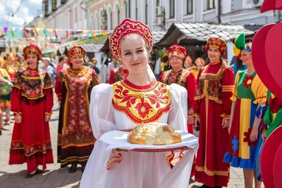 Когда появились торги и ярмарки на Руси? Русские народные гуляния и  празднества ⚡️Redfair