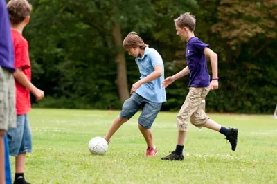 дети играют в футбол)) — конкурс \"Футбол\" — Фотоконкурс.ру