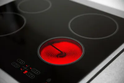 Чем отличается индукционная плита от электрической? | блог TECHNODOM.KZ