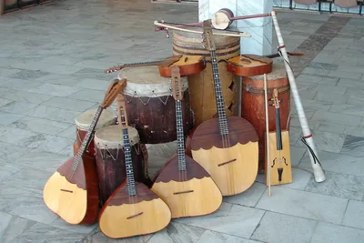 10 самых необычных музыкальных инструментов народов России