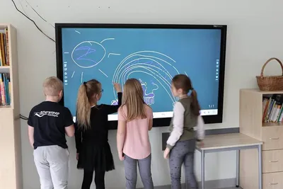 Интерактивная доска SMART Board X885 с проектором Smart UX80 в Москве -  купить в интернет-магазине EDCOMM