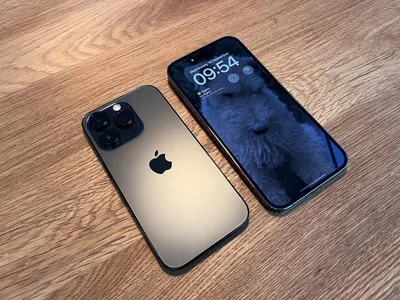Apple iPhone 15 Pro and 15 Pro Max Review: Love at First Zoom - CNET