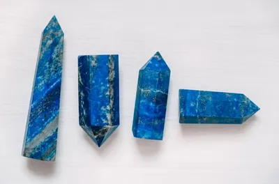 Кристалл из натурального камня лазурит (ID#1337851404), цена: 1050 ₴,  купить на Prom.ua