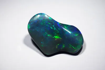 Камень Опал: свойства, значение, фото, кому подходит по знаку | Matrix  opal, Gemstones, Crystals and gemstones
