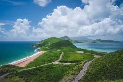10 самых безопасных Карибских островов для отдыха на лодке | GotoSailing