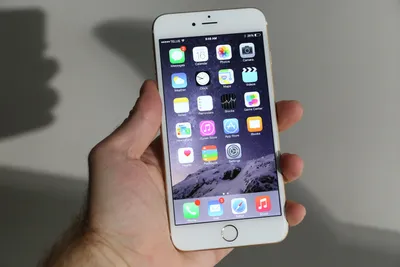 Using The iPhone 6 in 2023... - YouTube