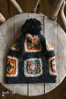 Easy Free Crochet Granny Square Bag Pattern | Jewels and Jones