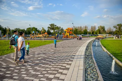 Мэр Бишкека и глава кабмина открыли парк «Ынтымак 2» — на территории парка  Ататюрка