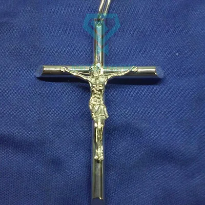 Крест Католический с Иисусом в интернет-магазине Кристалл - серебро всегда  в моде