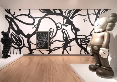 KAWS: FROM STREET ARTIST TO POP-CULTURE ICON - Culted