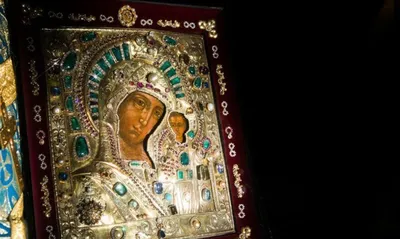 Купить икону Казанской Божией Матери в красном — Интернет магазин — Музей  Казанской Иконы