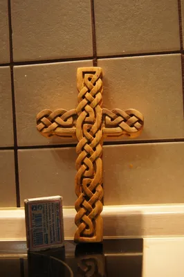 Кельтский крест из дерева дуб в интернет-магазине Ярмарка Мастеров по цене  807.5 ₽ – 5RVYZRU | Подвеска, Владимир - доставка по России