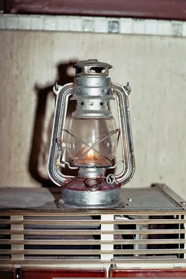 Керосиновая лампа — Википедия