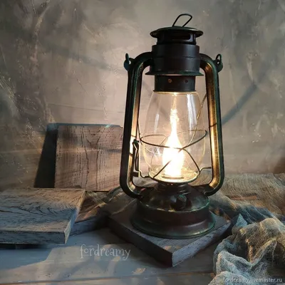 Светильник керосиновая лампа