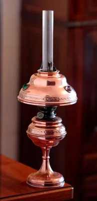 Старинная керосиновая лампа на бронзовом основании (Съемная) в  Санкт-Петербурге: цена 29980 руб — купить с доставкой в интернет-магазине