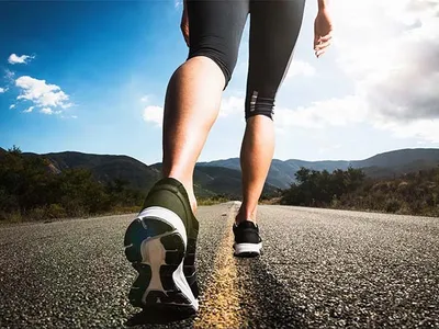 Здоровье по-быстрому: быстрая ходьба бережет молодость и ум